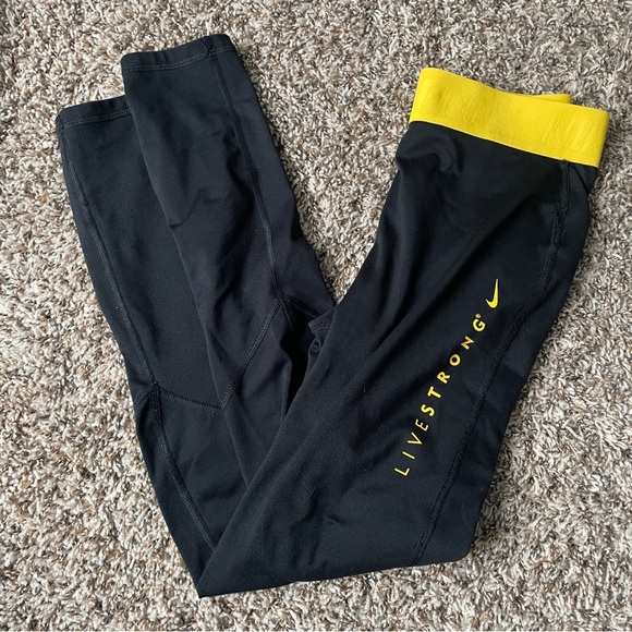 Nike Pro Leggings Livestrong - Picture 1 of 6